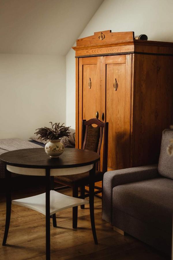 Lawendowa Stajnia Bed & Breakfast Lwowek Slaski Luaran gambar